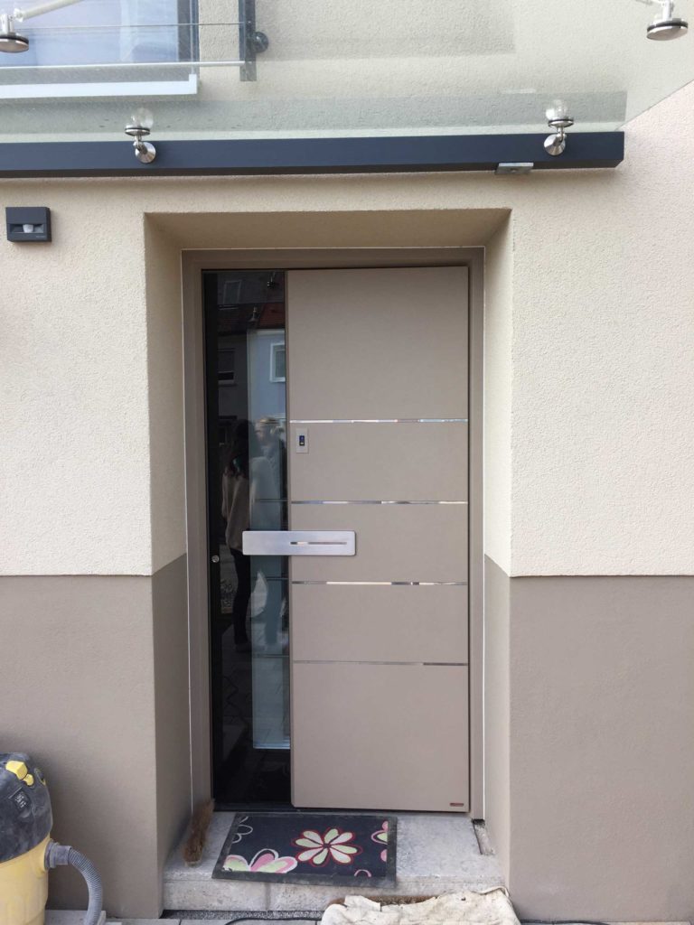 Haustüre-Grombühl-Pirnar