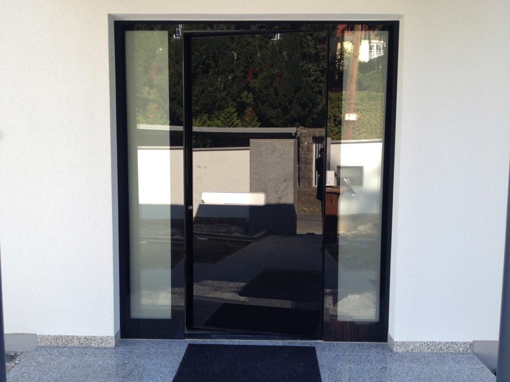 Pirnar-Ganzglas-Alu-Türe-Hochglanz