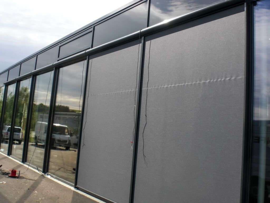 Senkrechtmarkise_Roesner